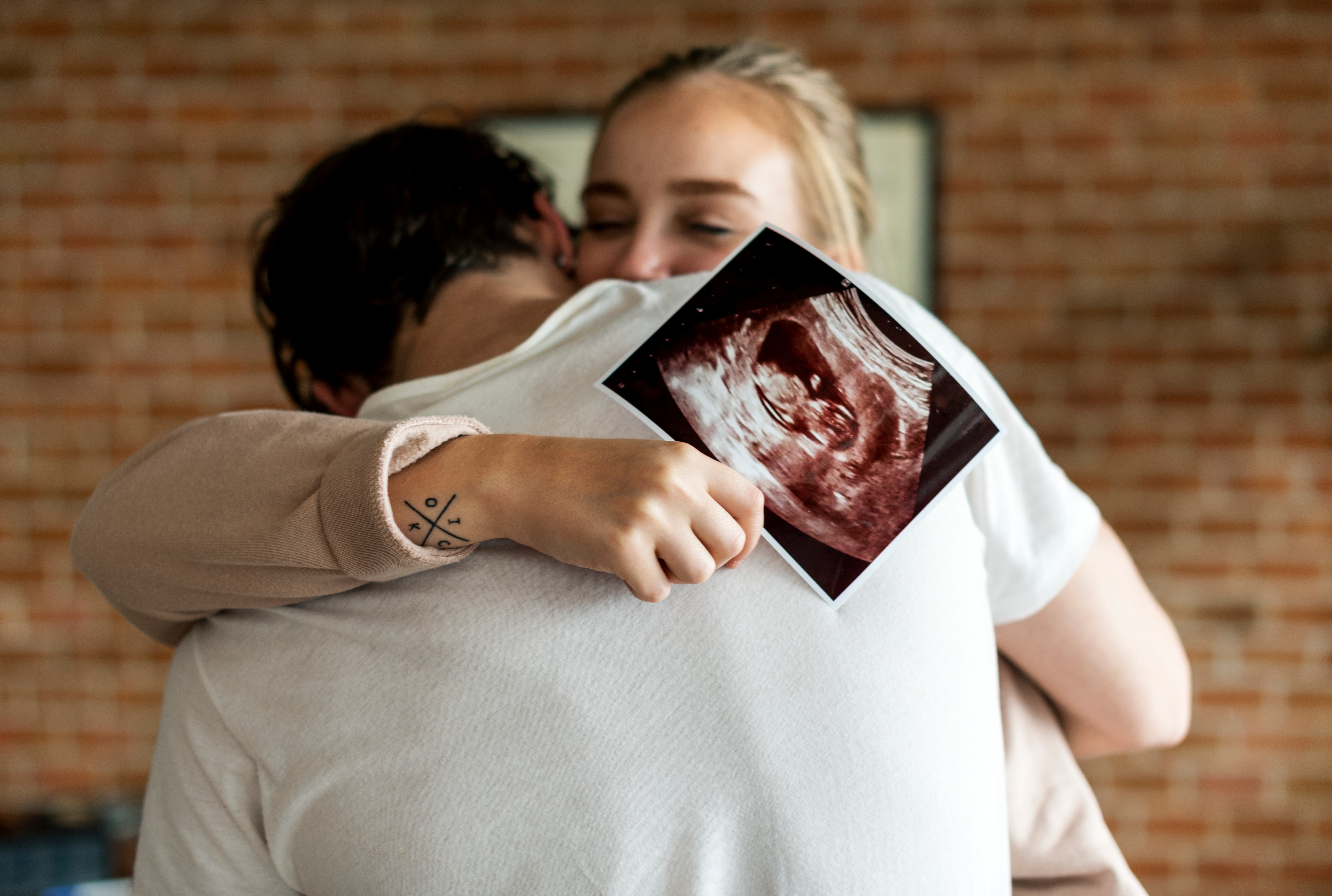 Pregnancy impacts on your dental and vision health